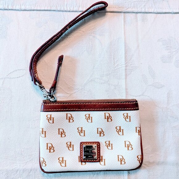 Dooney & Bourke Shadow Signature Brown White Monogram DB Leather Wristlet Wallet - Picture 1 of 8